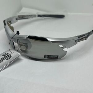 Tundra Sport Wraparound Mirrored Sunglasses UV400 – New With Tags